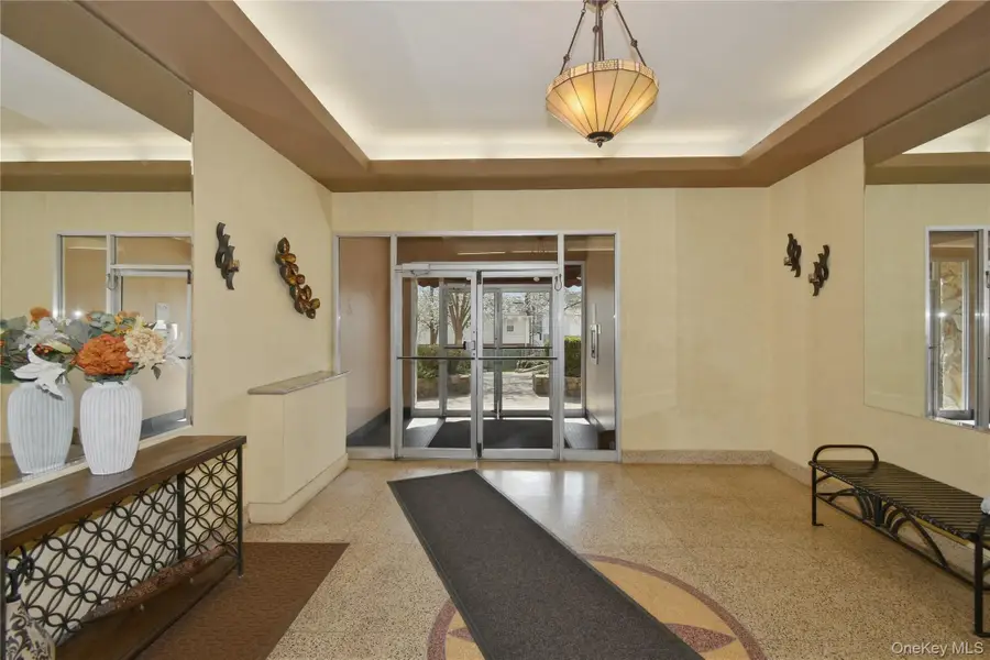 55 Halley Street #5E, Yonkers, NY 10704 - #3