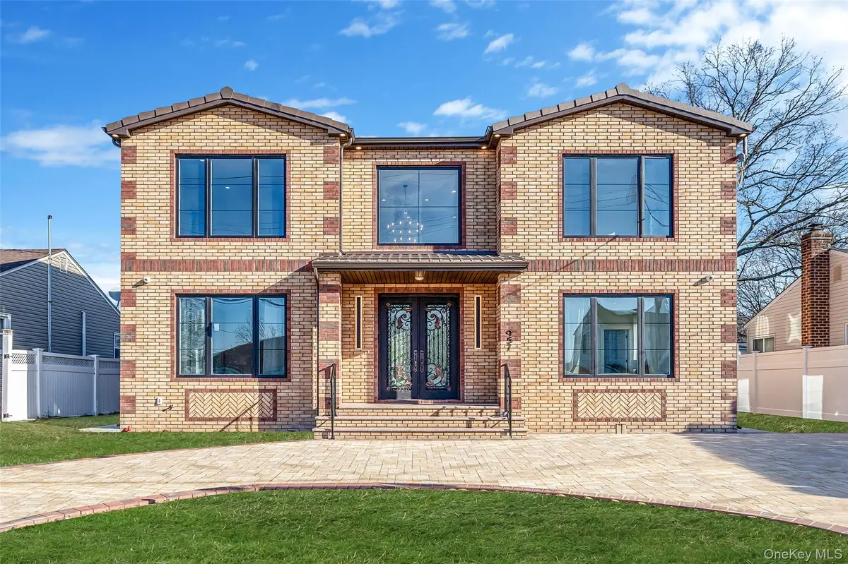 957 Dana Avenue, Valley Stream, NY 11580 - #1