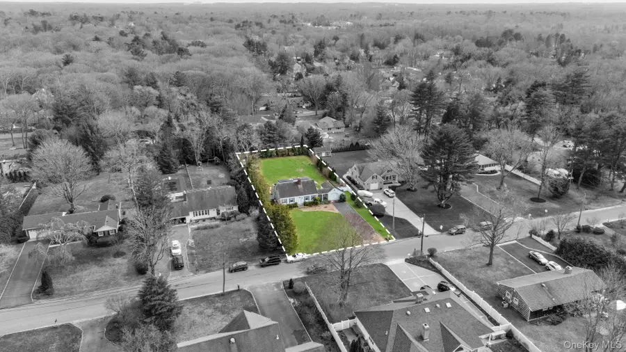 18 Ursular Court, Smithtown, NY 11787 - #3