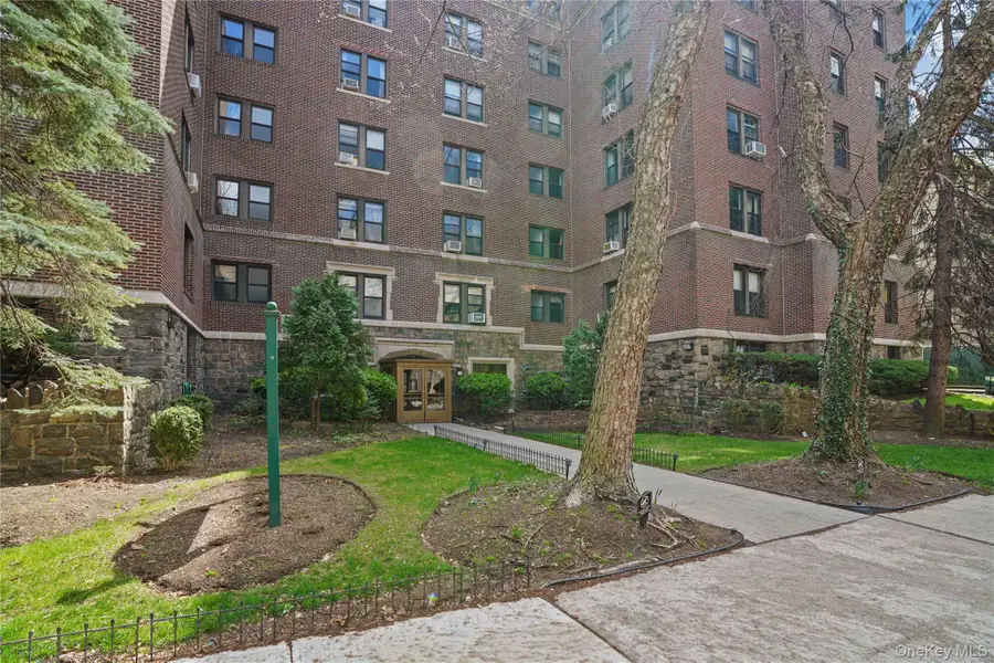 1080 Warburton Avenue #3E, Yonkers, NY 10701 - #3