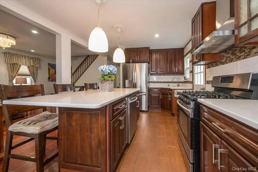 24611 61st Avenue, Little Neck, NY 11362 - #3