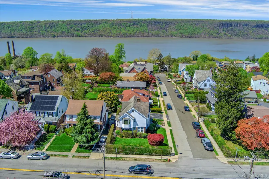 523 N Broadway, Yonkers, NY 10701 - #3