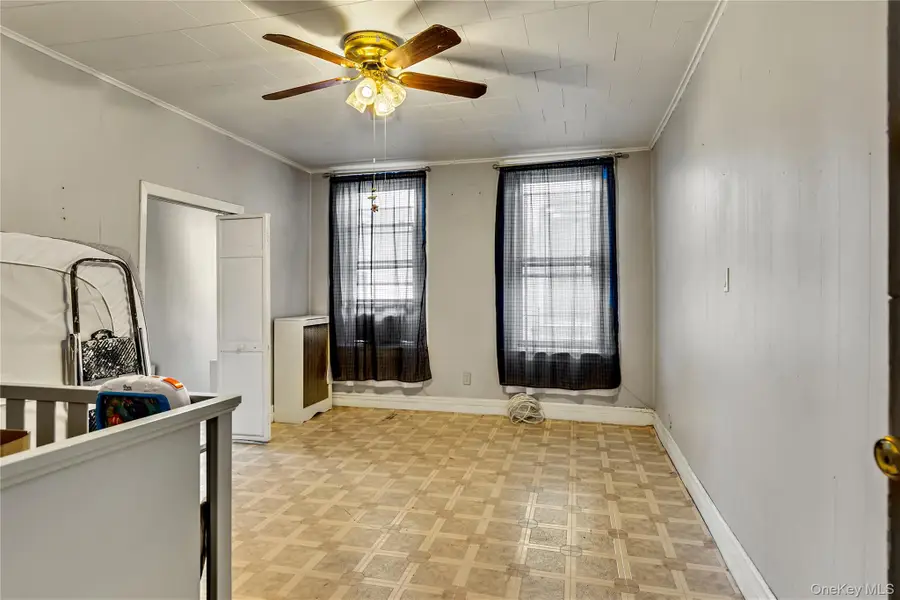 1126 Ward Avenue, Bronx, NY 10472 - #2