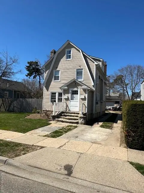 261 Rutland Road, Freeport, NY 11520