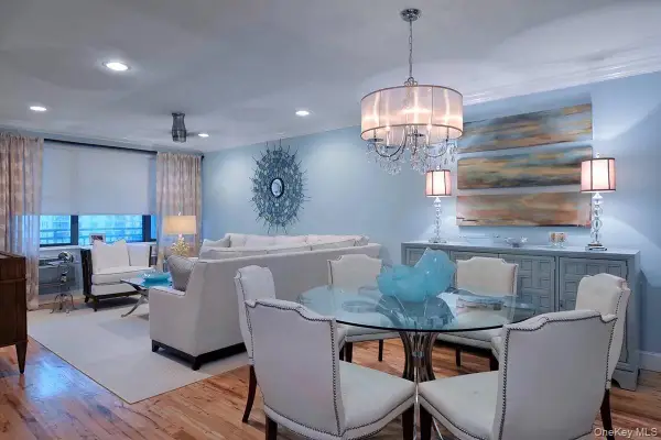 333 E Broadway #4H, Long Beach, NY 11561