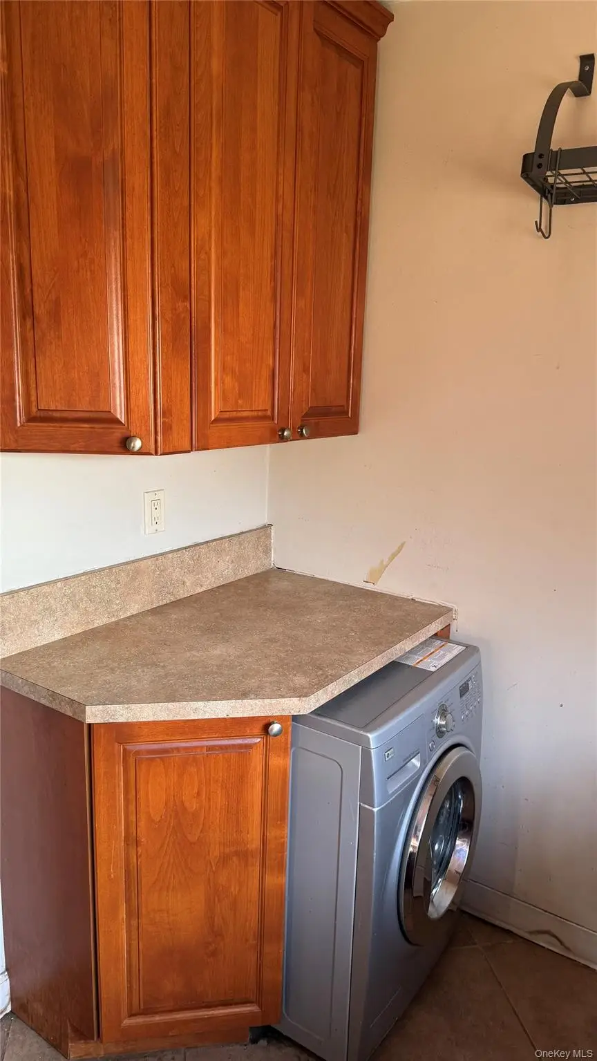 1013 Rottkamp Street #1, Valley Stream, NY 11580 - #3