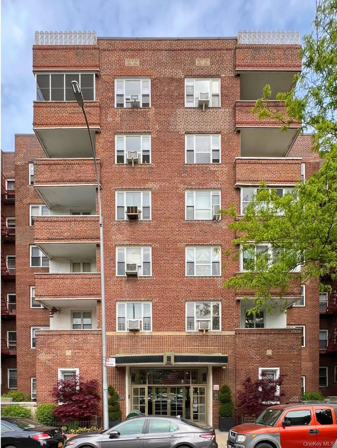 34-41 85 Street #4i, Jackson Heights, NY 11372 - #1