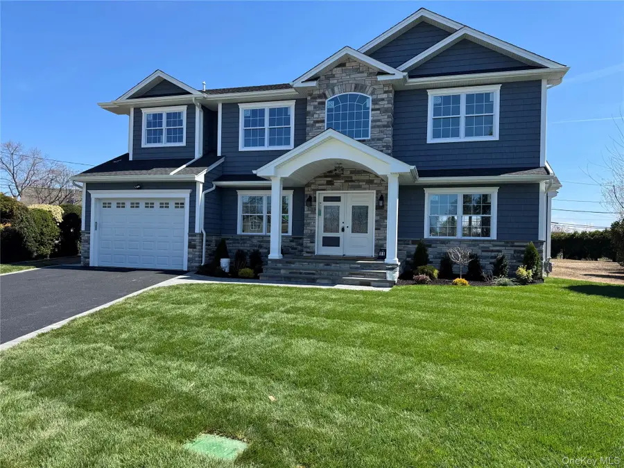 11 Evelyn Court, Syosset, NY 11791 - #3