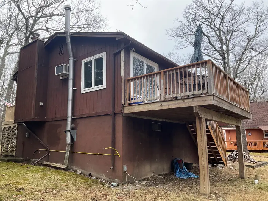 154 Roundhill, Delaware, PA 18337 - #3