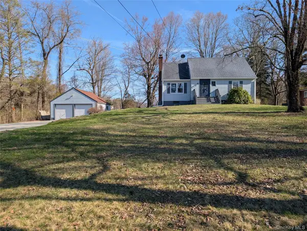 392 Titusville Road, Poughkeepsie, NY 12603