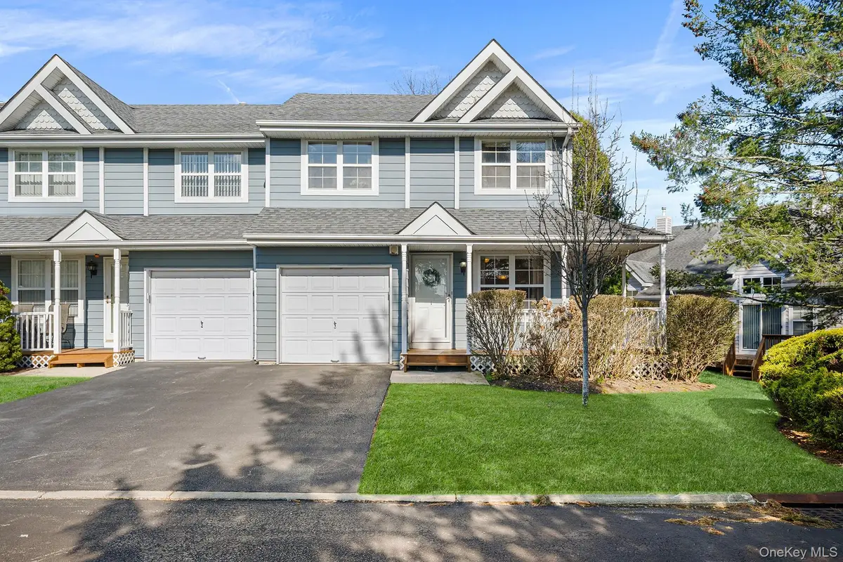 1 Spruce Lane, Central Islip, NY 11722 - #1