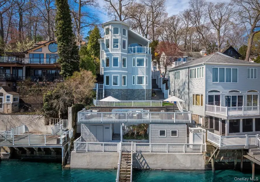 565 Mckinley Terrace, Centerport, NY 11721 - #3