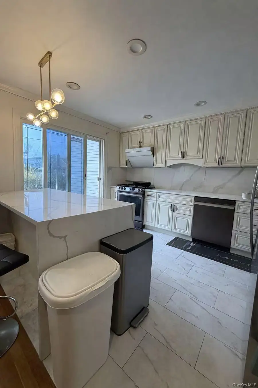 126 Radcliffe Road, Plainview, NY 11803 - #2