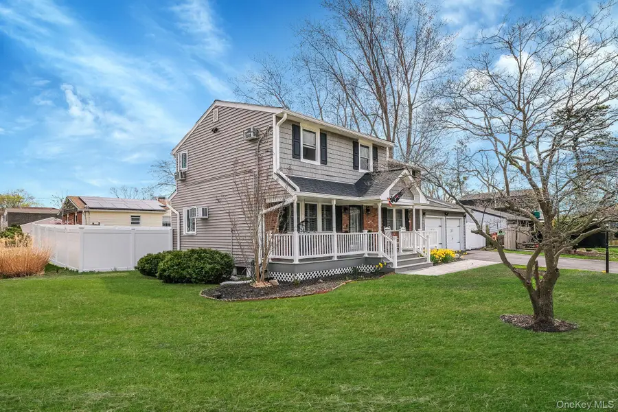 1 Hooper Court, Port Jefferson Station, NY 11776 - #3