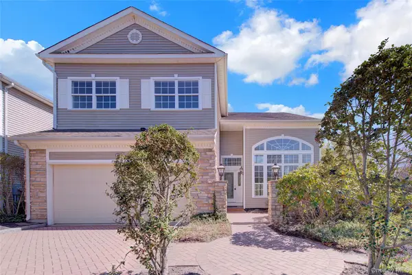 177 Hamlet Drive, Mount Sinai, NY 11766