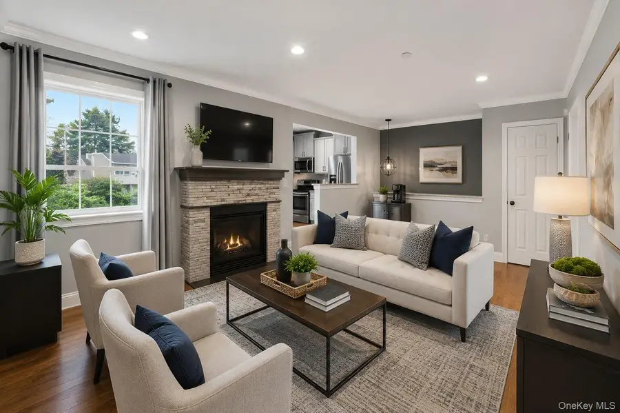 190 Lake Pointe Circle #190, Middle Island, NY 11953 - #2