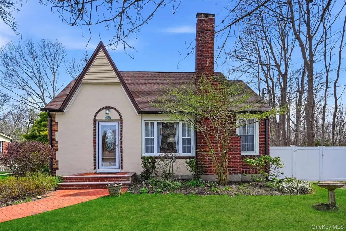 75 Oregon Avenue, Medford, NY 11763 - #1