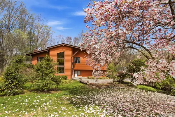 67 Entrance Way, Purdys, NY 10578