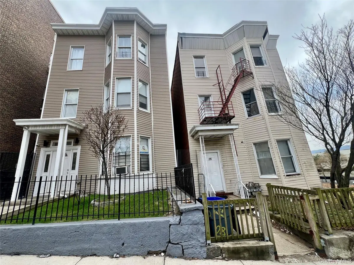 30 Ashburton Avenue, Yonkers, NY 10701 - #1