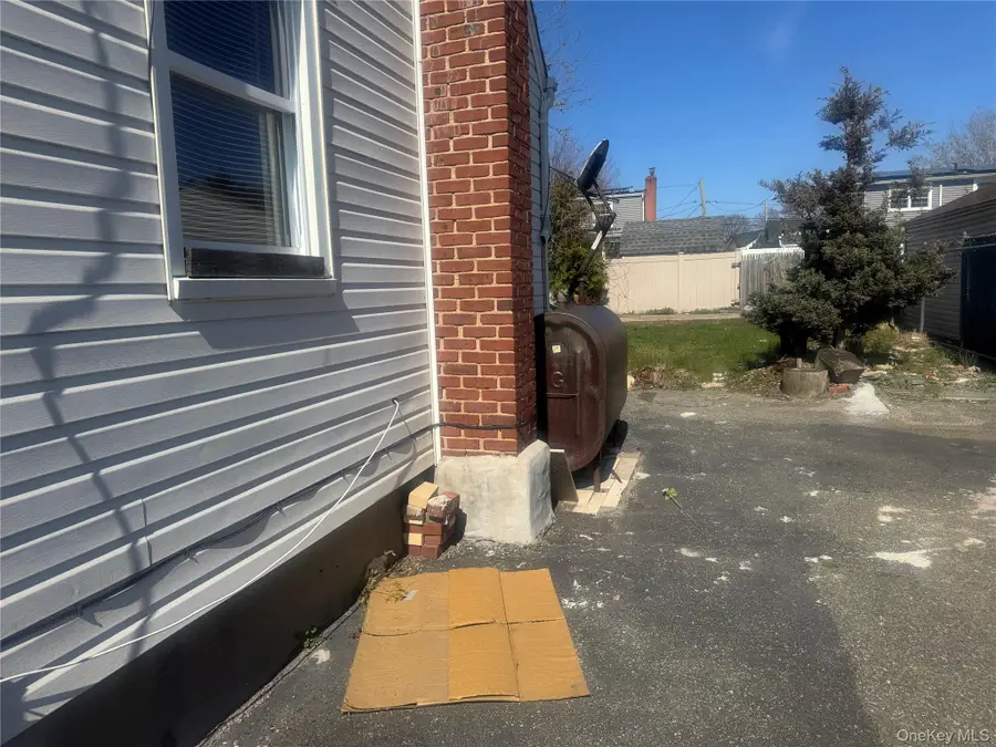 351 E Meadow Avenue, East Meadow, NY 11554 - #2