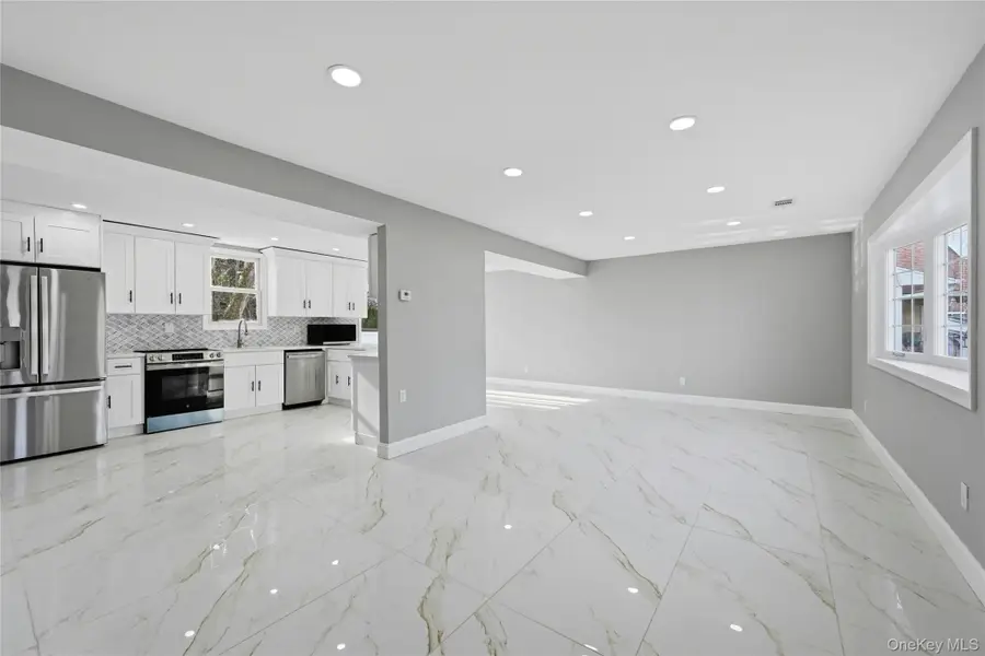 10 Curlin Lane, Saint James, NY 11780 - #3