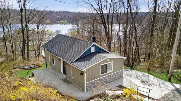 13 Ripley Road, Patterson, NY 12563