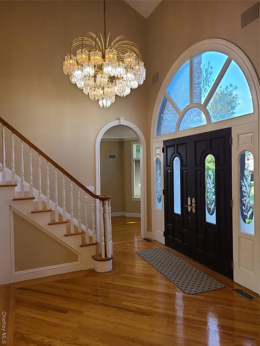 14 Potters Lane, New Rochelle, NY 10805 - #2