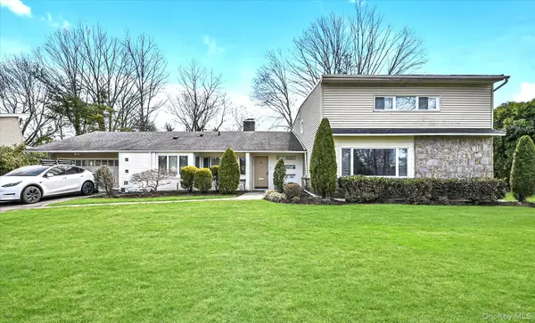 5 Fieldstone Lane, Great Neck, NY 11020