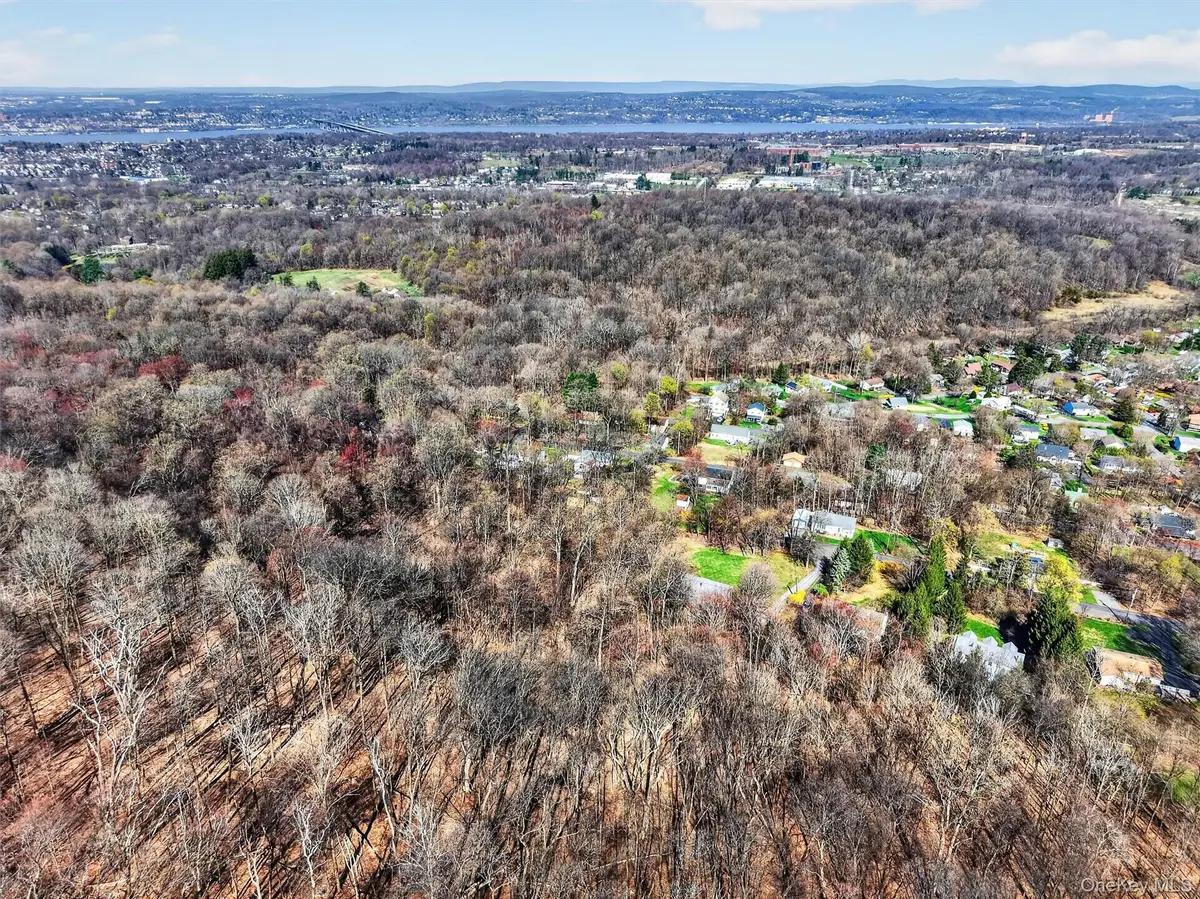 15-16 Hideaway Place, Beacon, NY 12508 - #1