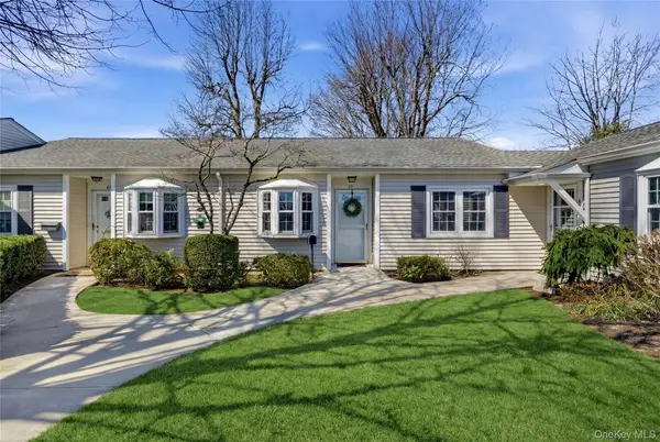 65 Harbor N, Amityville, NY 11701