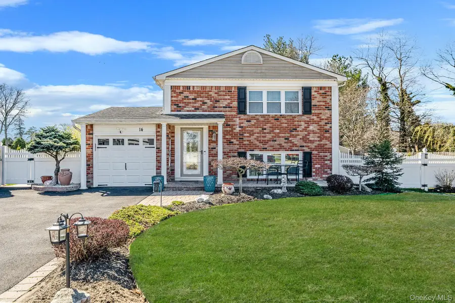 14 Celeste Avenue, Holbrook, NY 11741 - #3