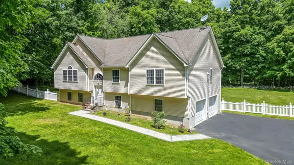 36 Front Street, Mahopac, NY 10541