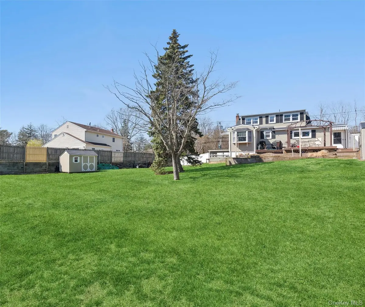 184 Smith Road, Ronkonkoma, NY 11779 - #1