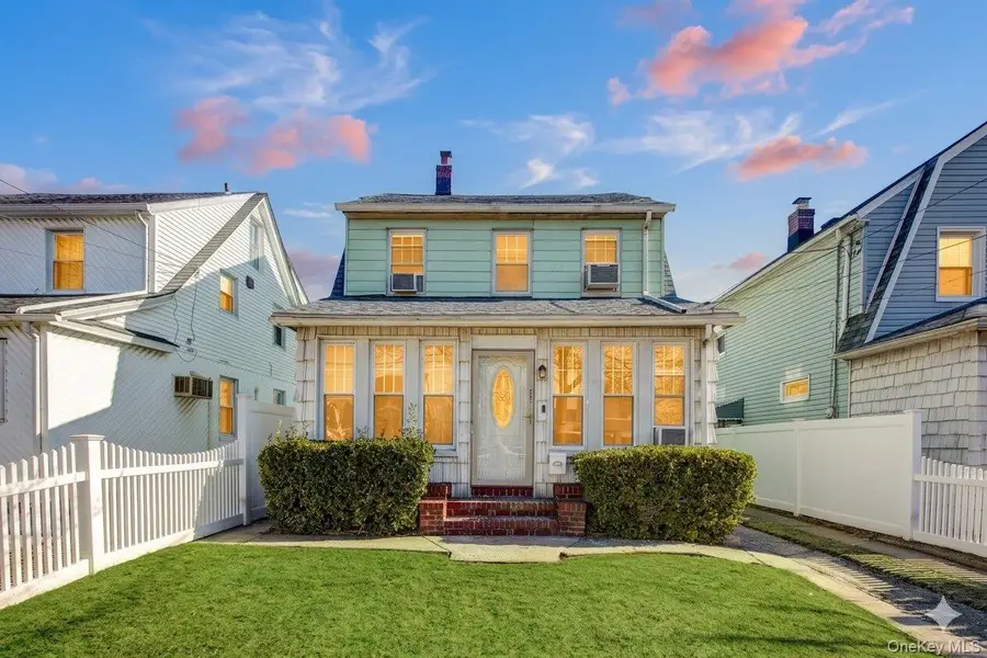 8991 215th Place, Queens Village, NY 11427 - #2