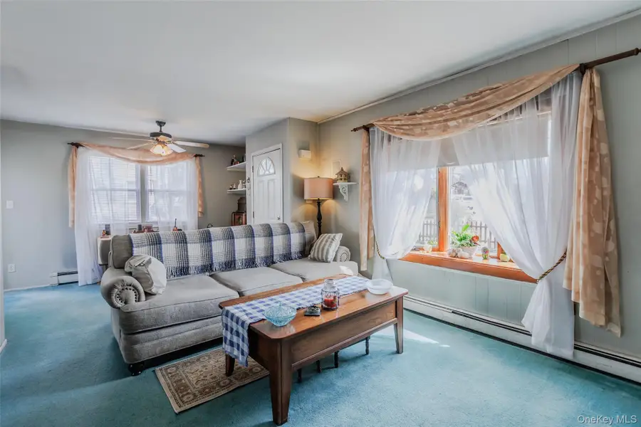 32 Jefferson Avenue, Brentwood, NY 11717 - #3