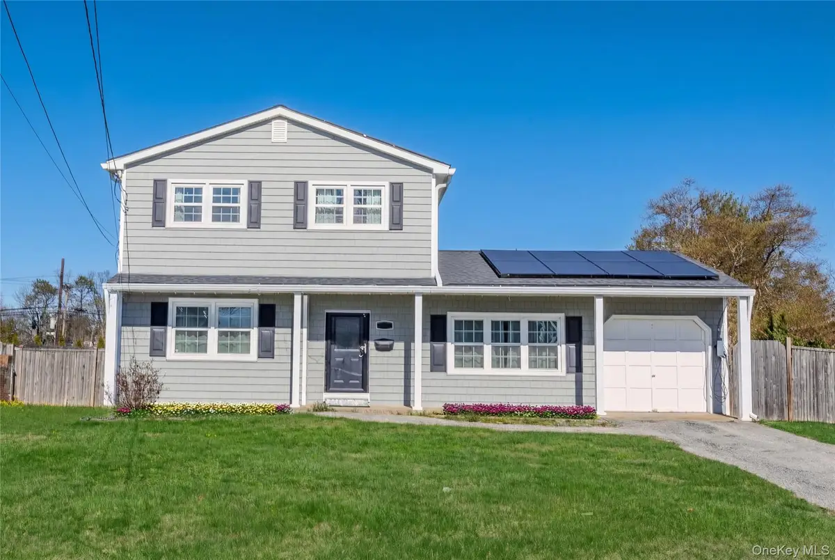 15 New York Avenue, Deer Park, NY 11729 - #1