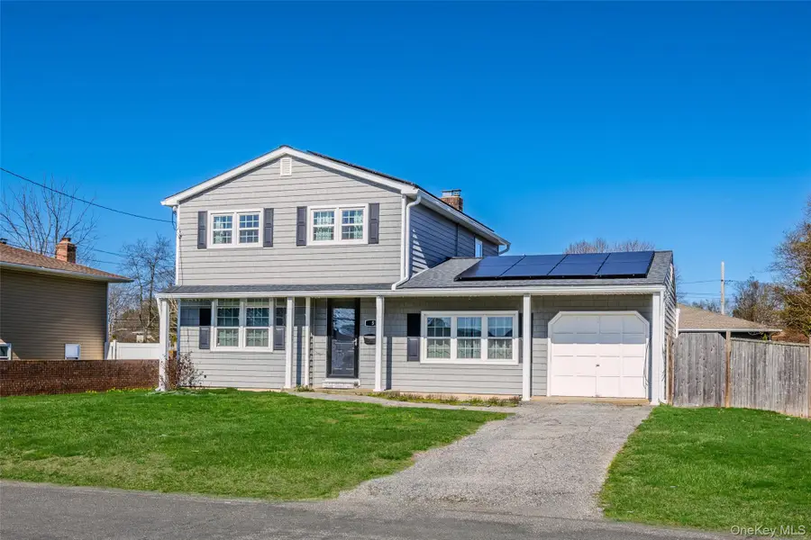 15 New York Avenue, Deer Park, NY 11729 - #2