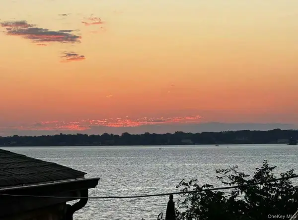 57 Pennyfield Camp, Bronx, NY 10465