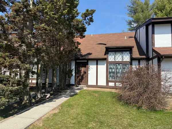 137 Fieldstone Court, Middle Island, NY 11953