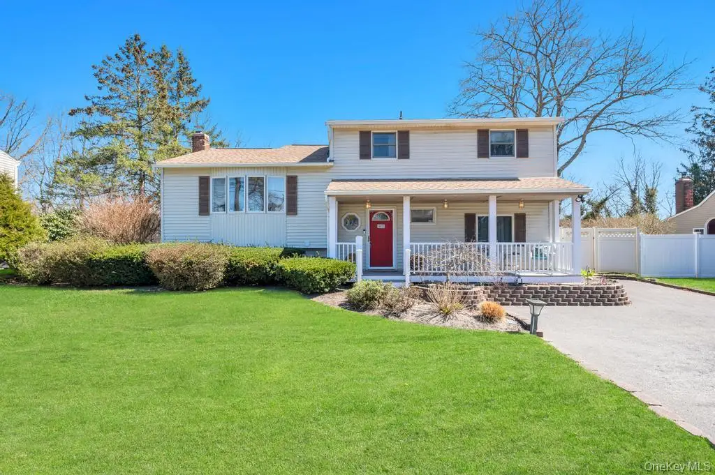 11 Biscayne Drive, Selden, NY 11784 - #1