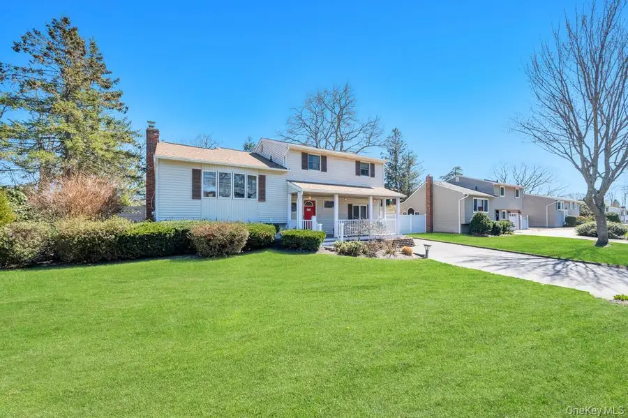 11 Biscayne Drive, Selden, NY 11784 - #3