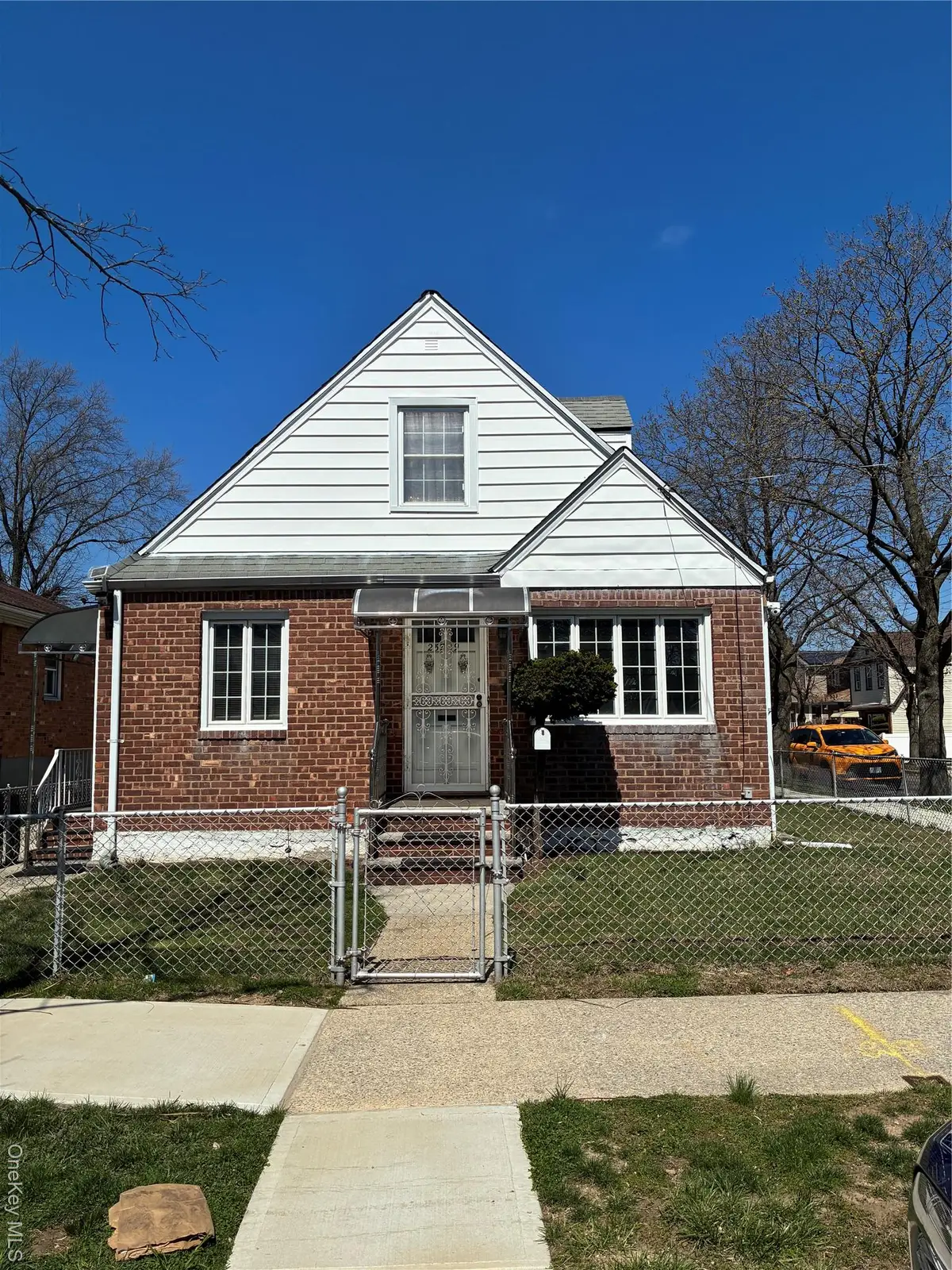 25719 87th Road, Floral Park, NY 11001 - #1