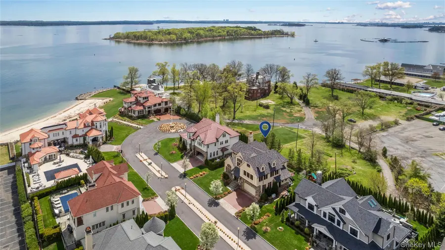 7 Brittany Lane, New Rochelle, NY 10805 - #2