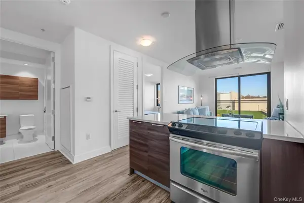 701 Ridge Hill Boulevard #10M, Yonkers, NY 10710