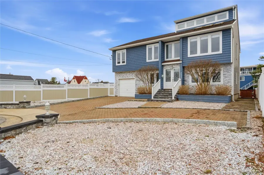 233 Arthur Street, Freeport, NY 11520 - #3