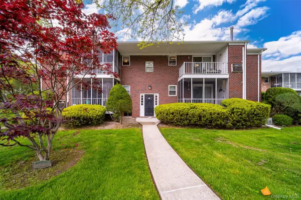 50 Bon Aire Circle #C-16, Suffern, NY 10901