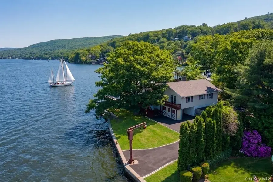 46 W Cove Road, Greenwood Lake, NY 10925 - #3