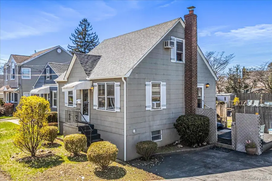 47 Ellison Avenue, Westbury, NY 11590 - #2