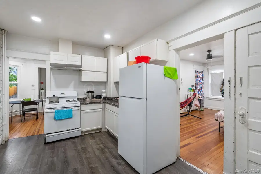 212 Ten Broeck Avenue, Kingston, NY 12401 - #2