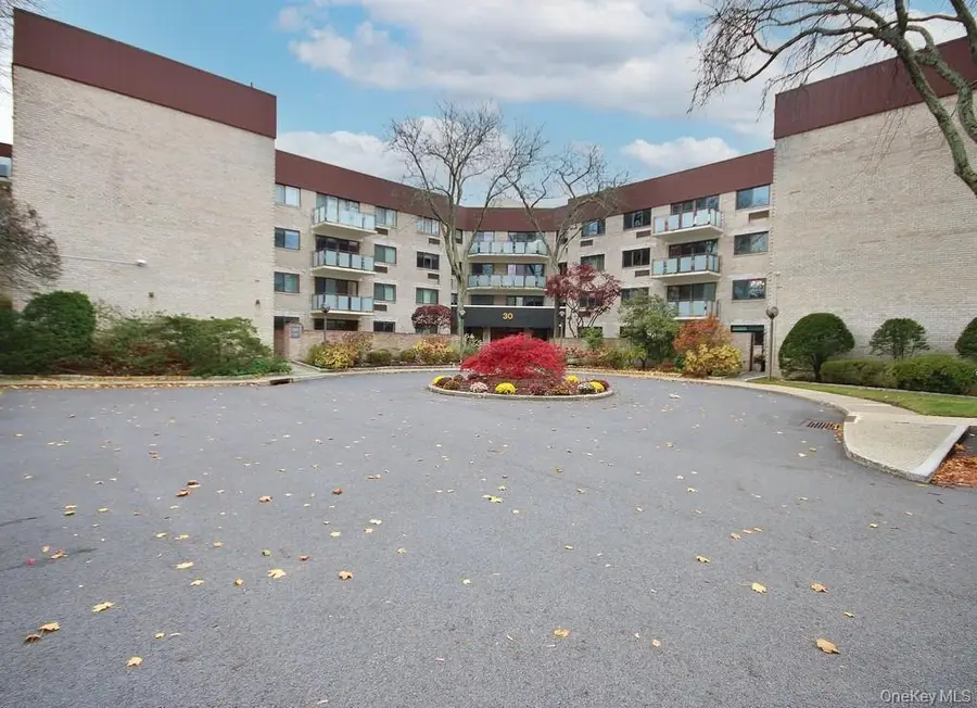 30 Greenridge Avenue #4E, White Plains, NY 10605 - #2